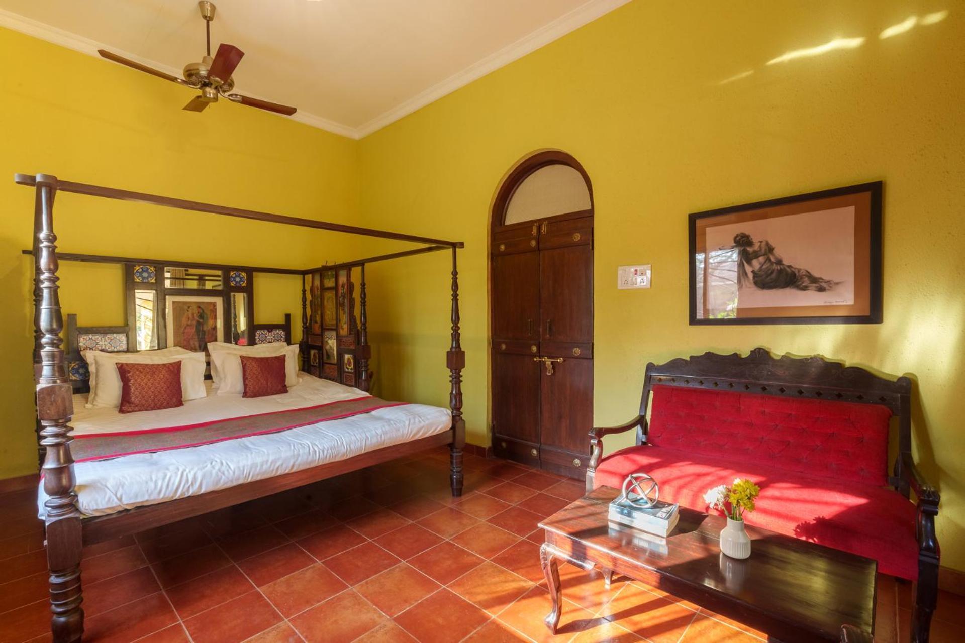 Vintage Estate - Lakeside Allure With Vintage Decor,A Plunge Pool & A Lawn Featuring A Charming Gazebo Karjat Exterior photo